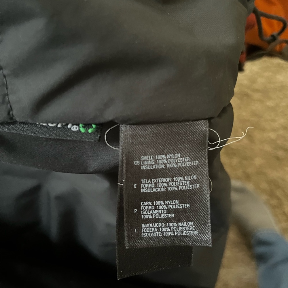 The North Face Hyvent shell and zip out down liner - Picture 6 of 7